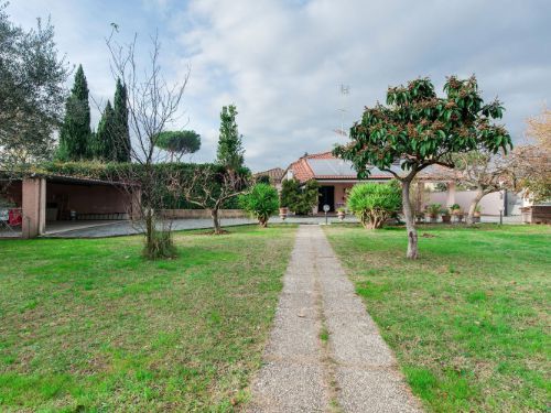 379 - Villa Carrara
