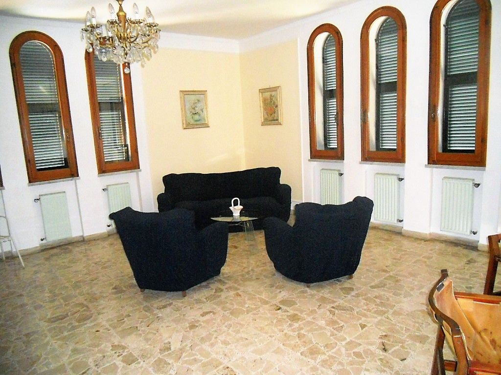 752 - Casolare Castelnuovo Magra