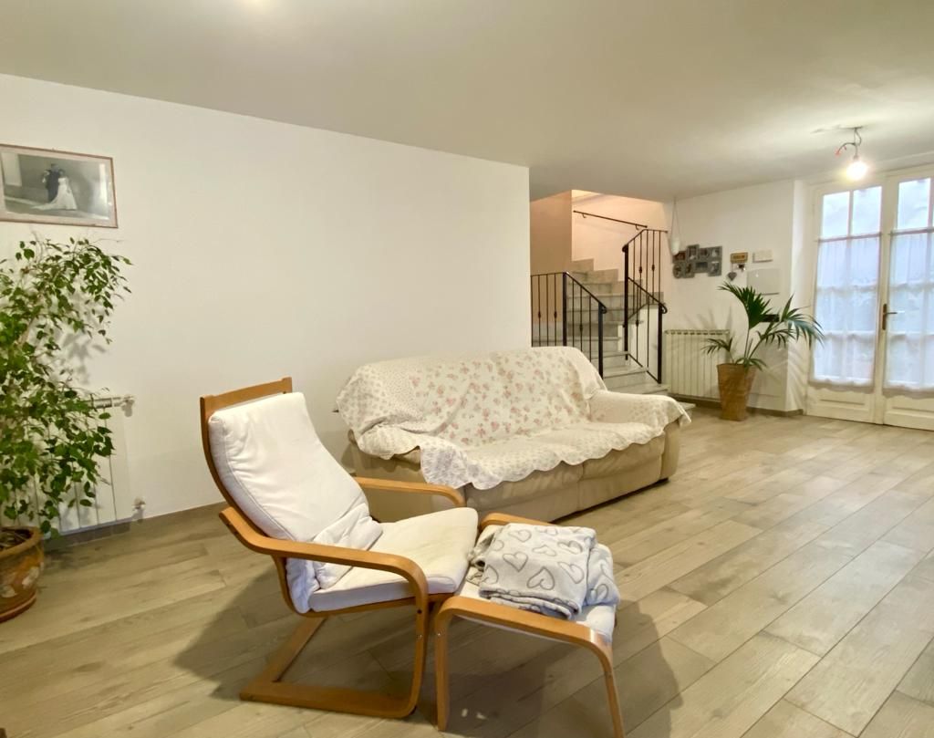754 - Appartamento Sarzana