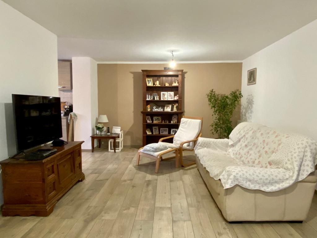 754 - Appartamento Sarzana