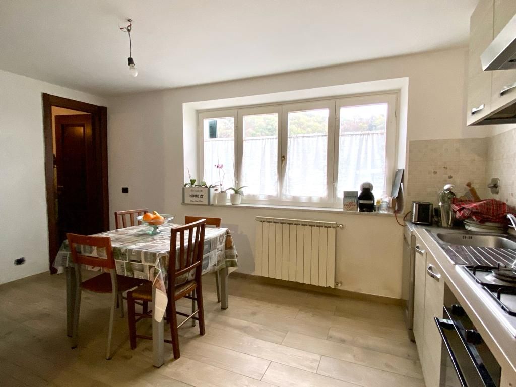 754 - Appartamento Sarzana