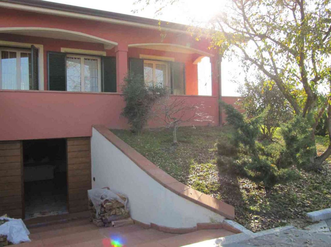 796 - Villa Sarzana