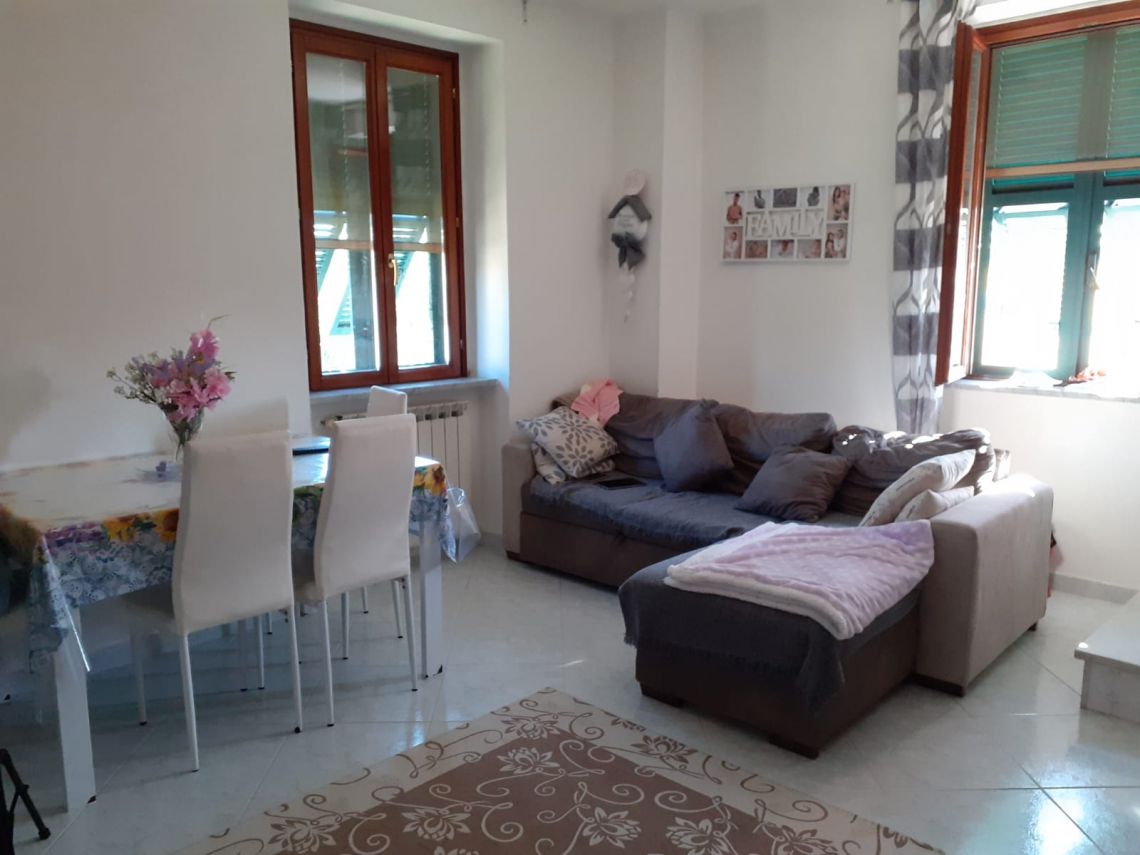 836 - Appartamento Sarzana