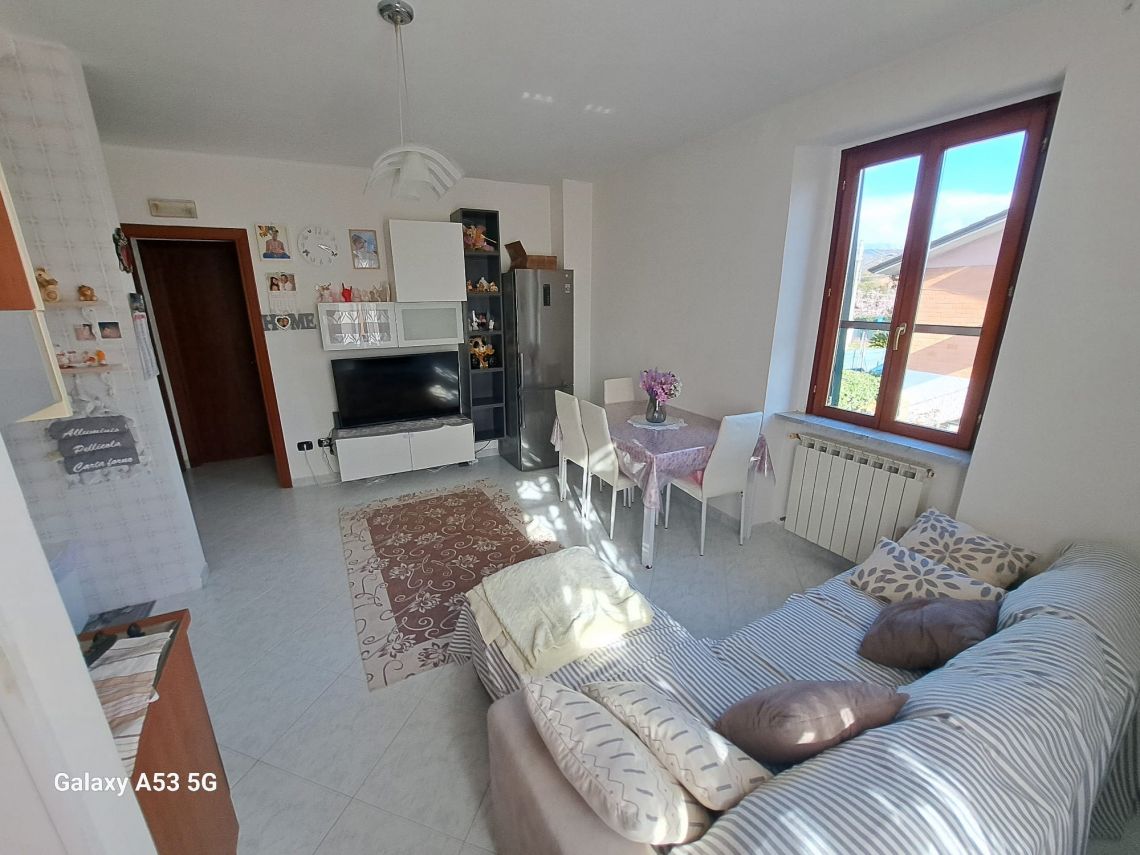 836 - Appartamento Sarzana