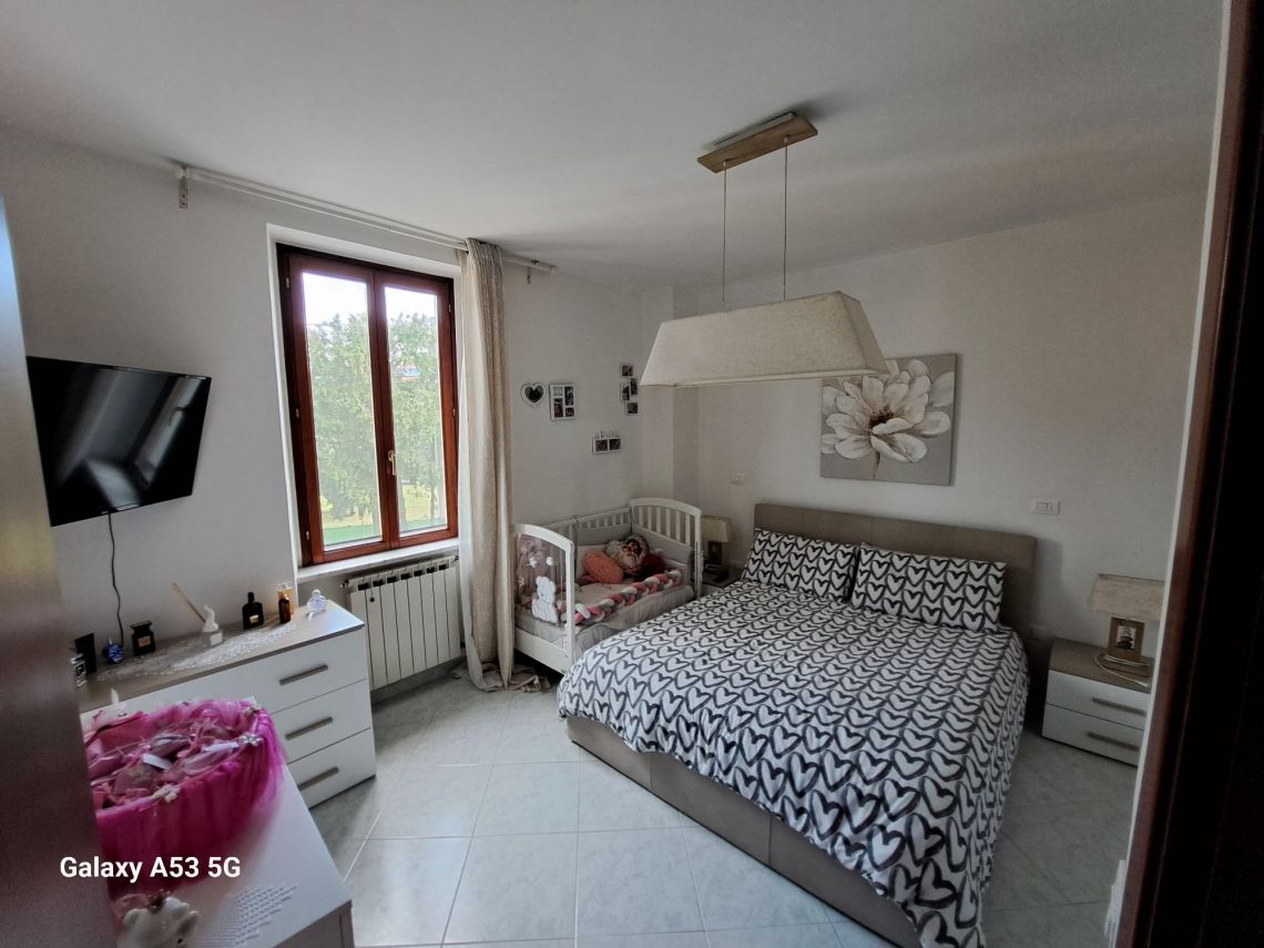 836 - Appartamento Sarzana
