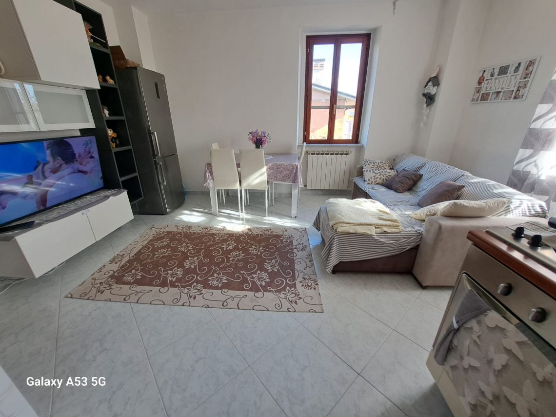836 - Appartamento Sarzana