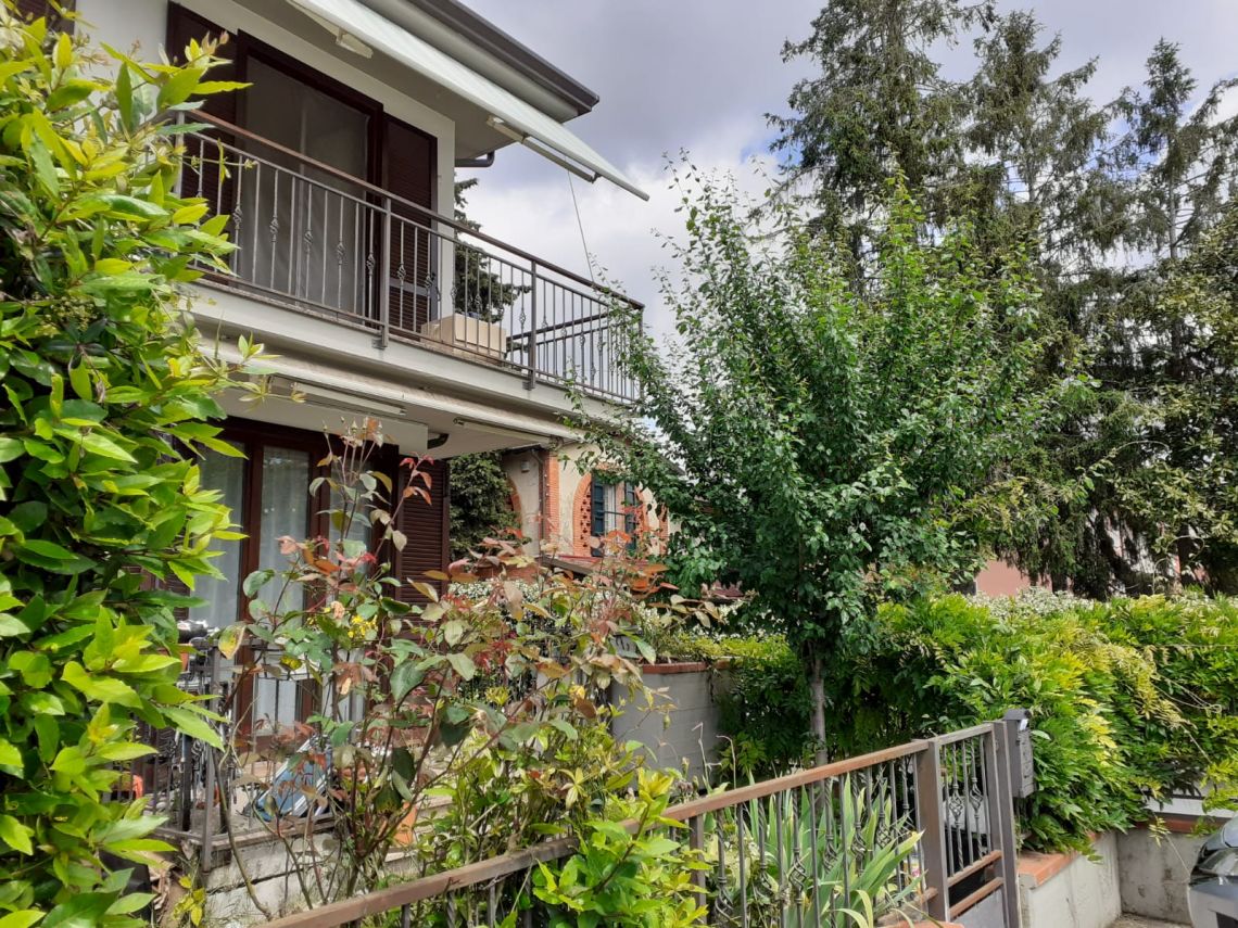 843 - Porzione bifamiliare Sarzana