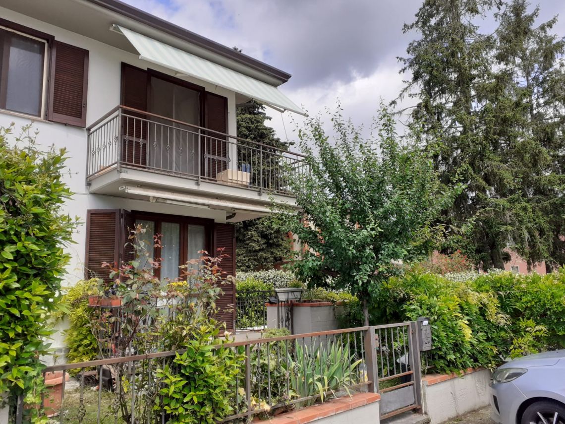 843 - Porzione bifamiliare Sarzana