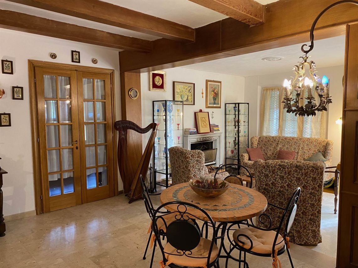 854 - Villa Carrara