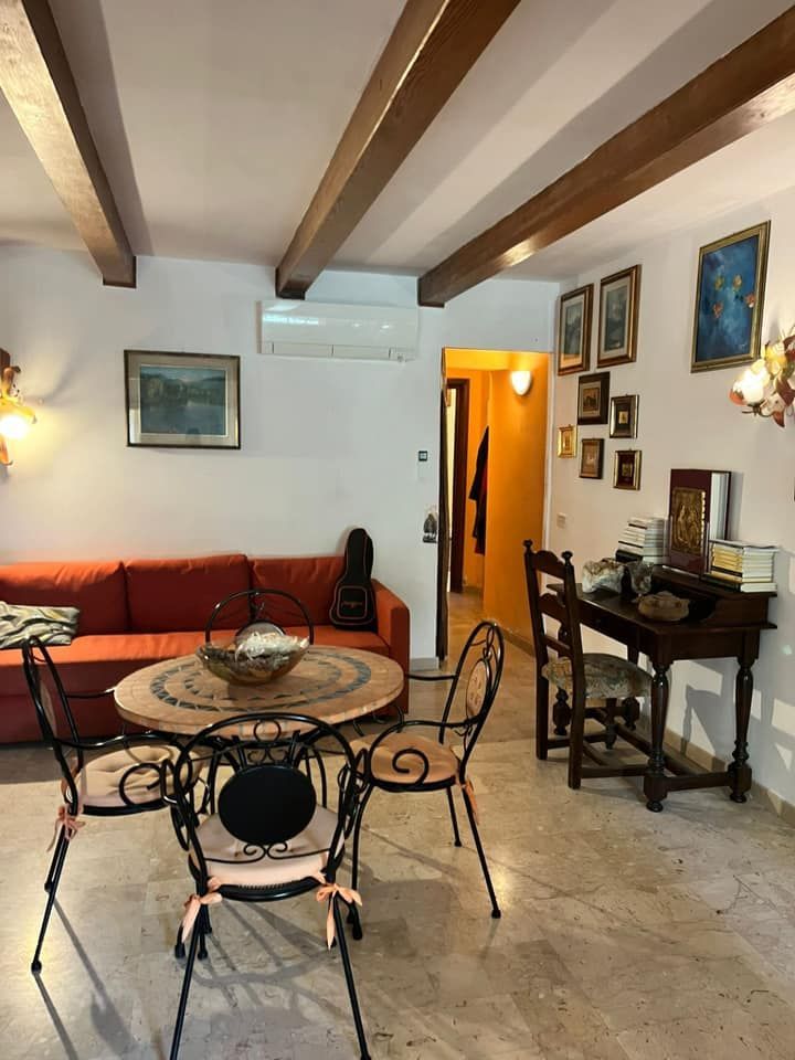 854 - Villa Carrara
