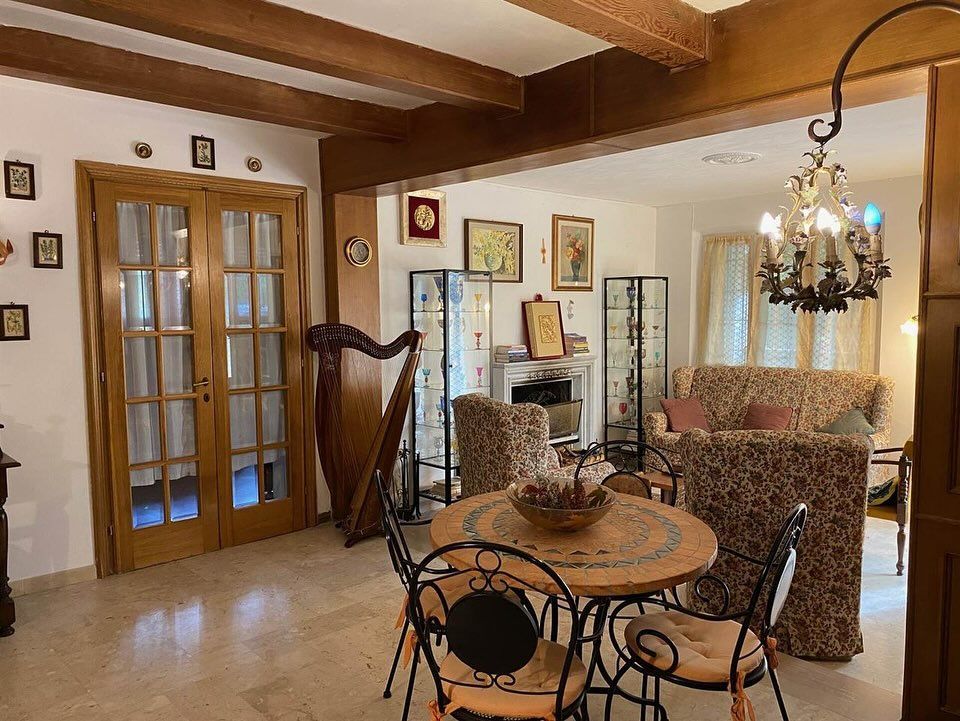 854 - Villa Carrara