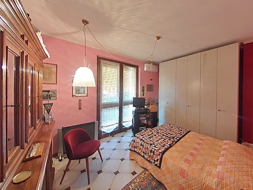 868 - Villa a schiera Sarzana