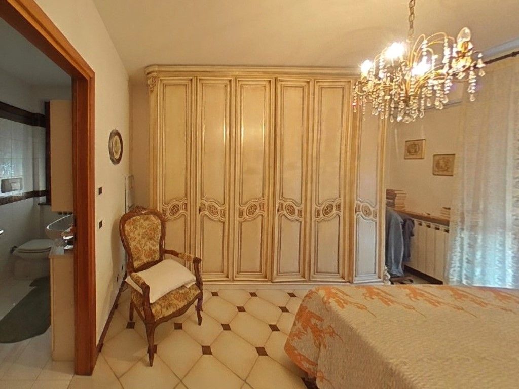 868 - Villa a schiera Sarzana