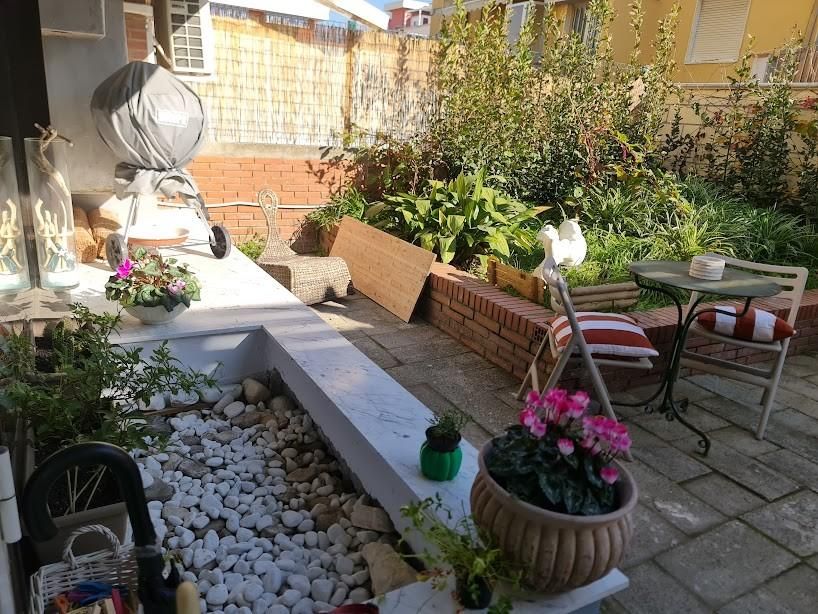 884 - Appartamento Carrara