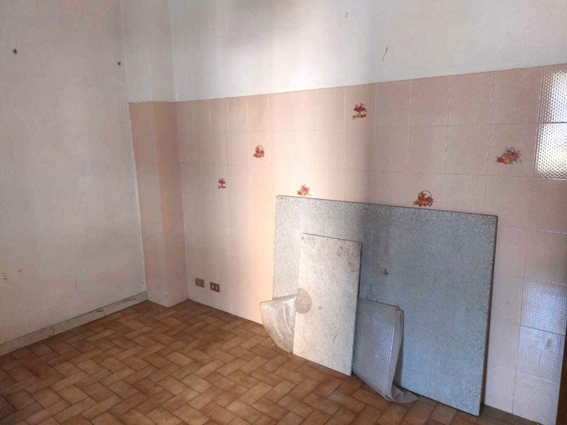 905 - Villa Bifamiliare Sarzana