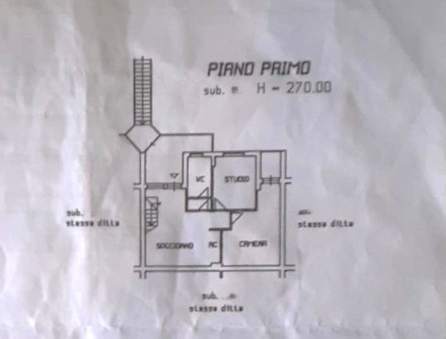 914 - Casa a schiera Luni