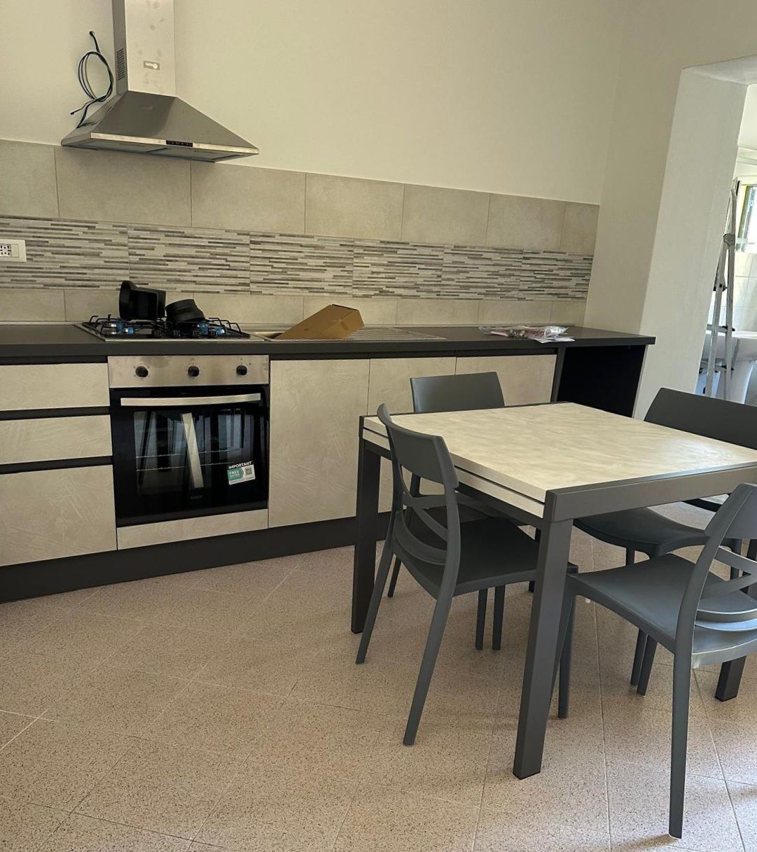 931 - Appartamento Carrara