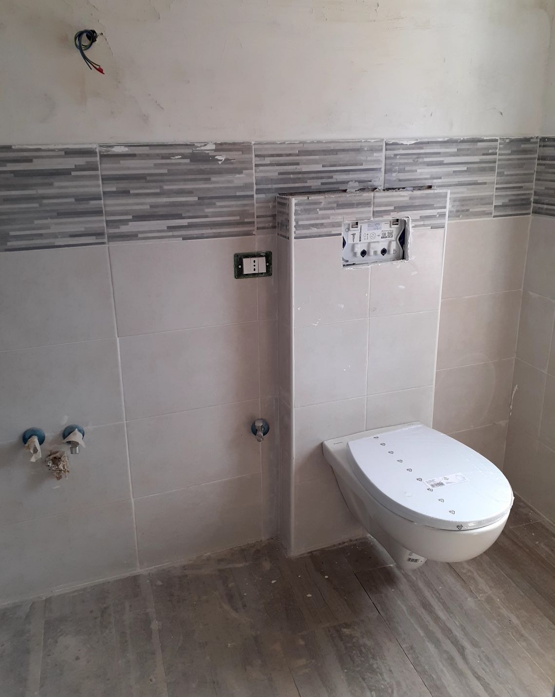 941 - Mansarda Carrara