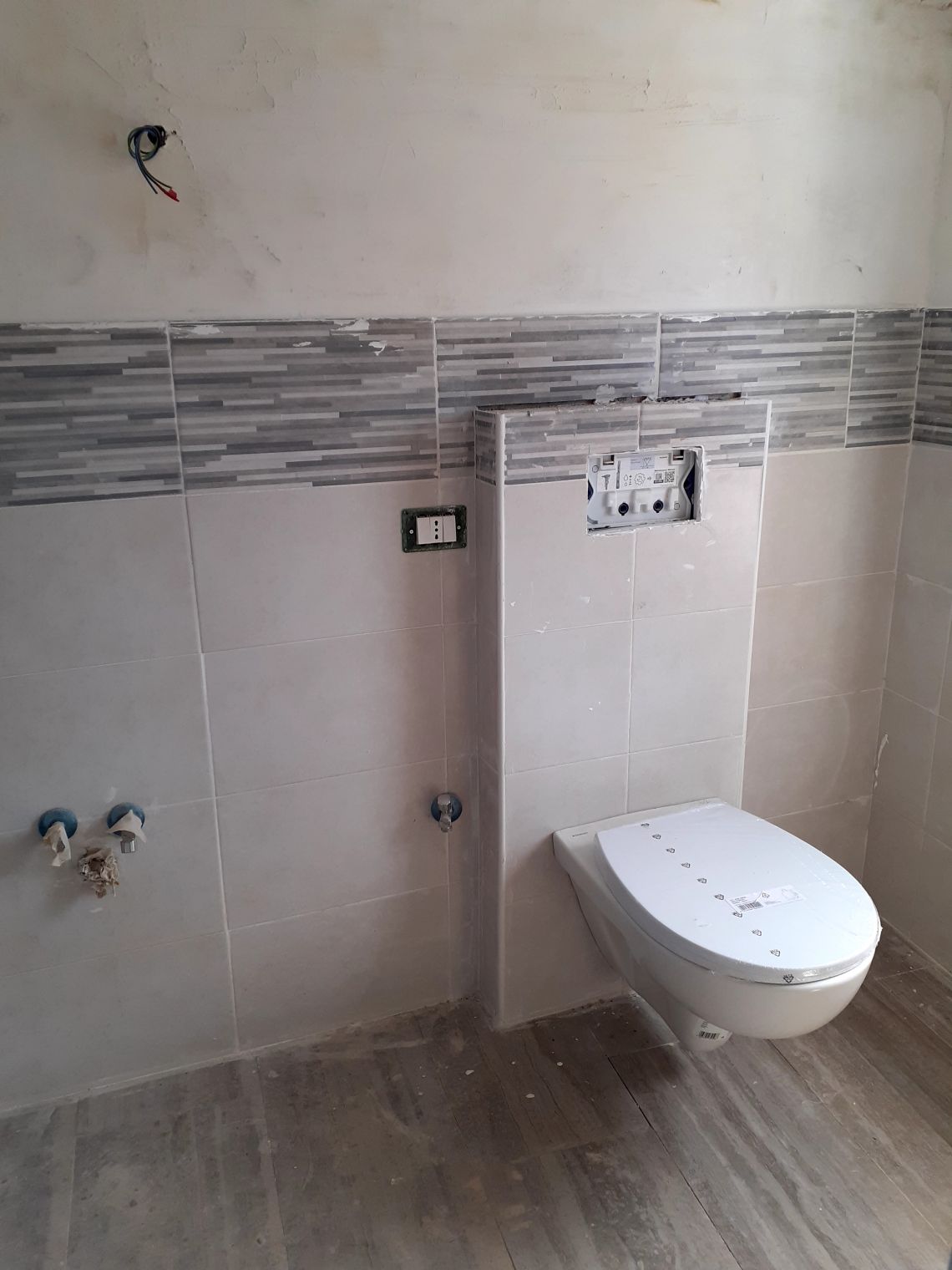 941 - Mansarda Carrara