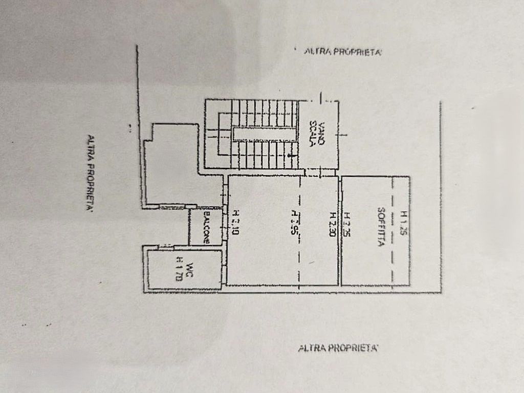 941 - Mansarda Carrara