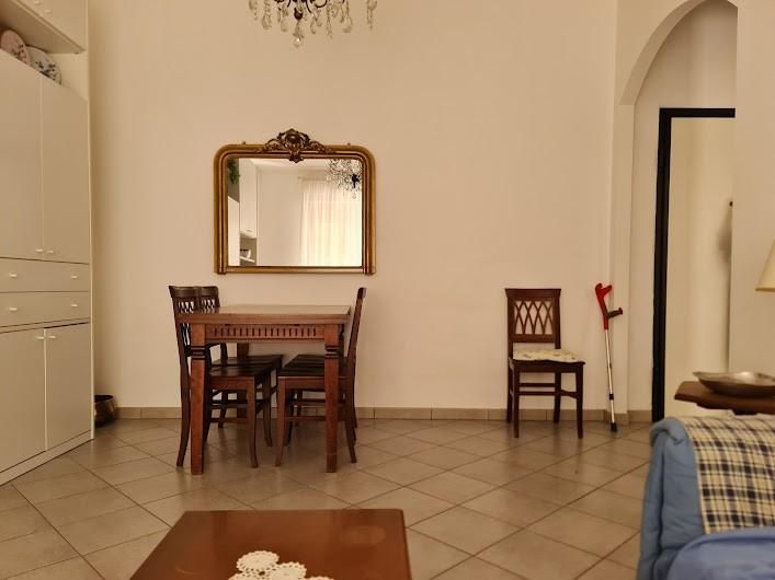 942 - Appartamento Carrara