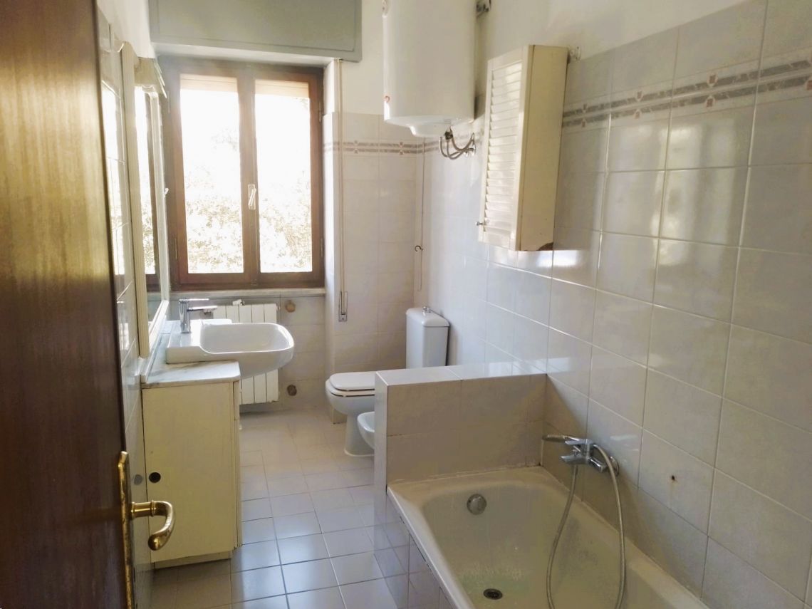 943 - Appartamento Carrara