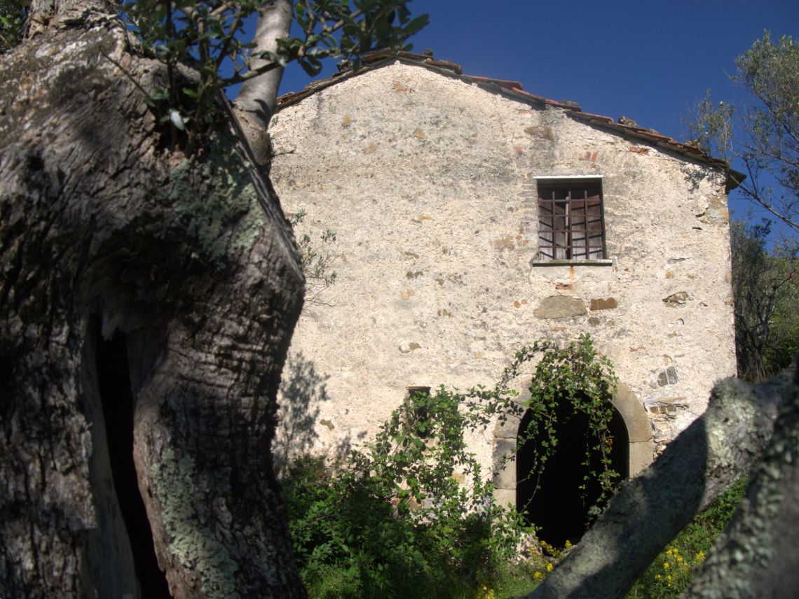 944 - Rustico Castelnuovo Magra