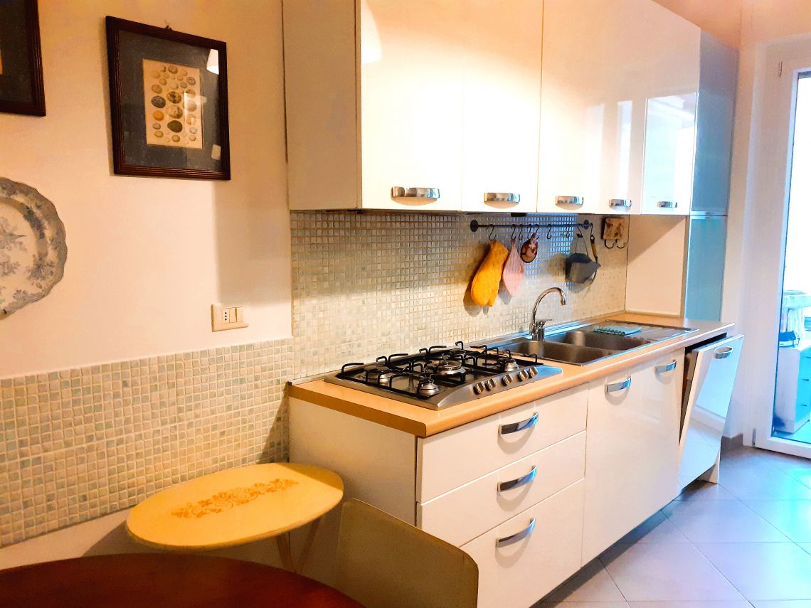 945 - Appartamento Carrara