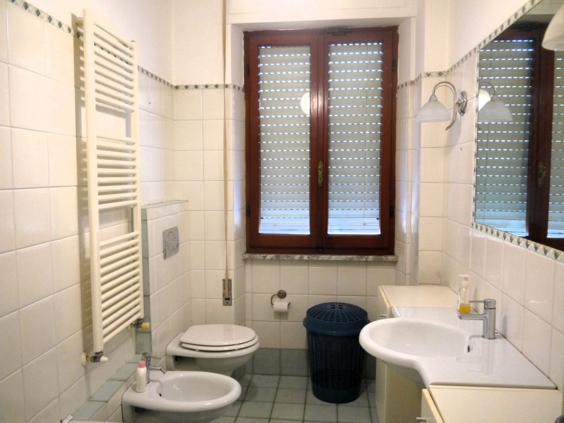 945 - Appartamento Carrara