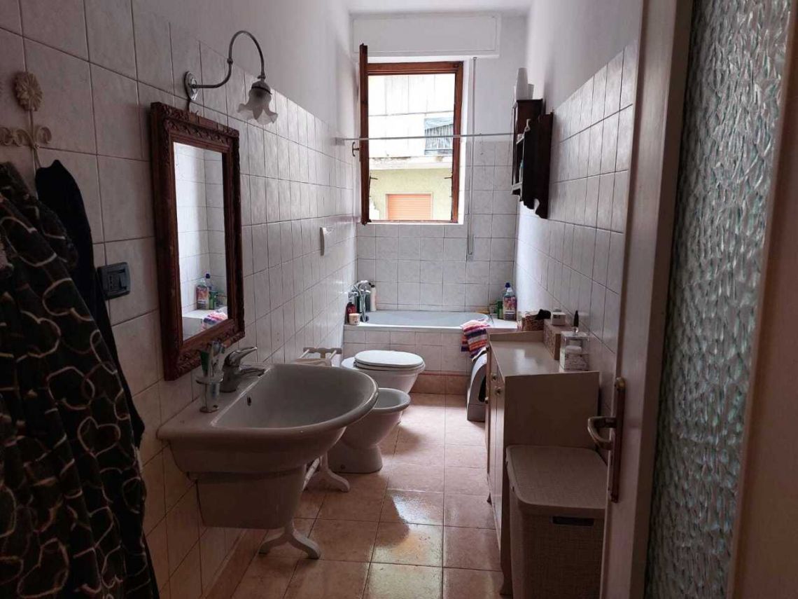 951 - Appartamento Sarzana