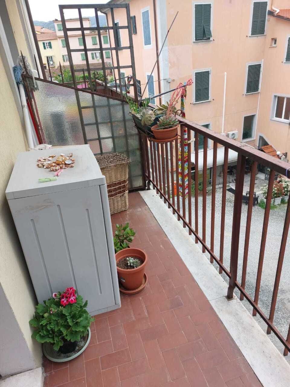 951 - Appartamento Sarzana