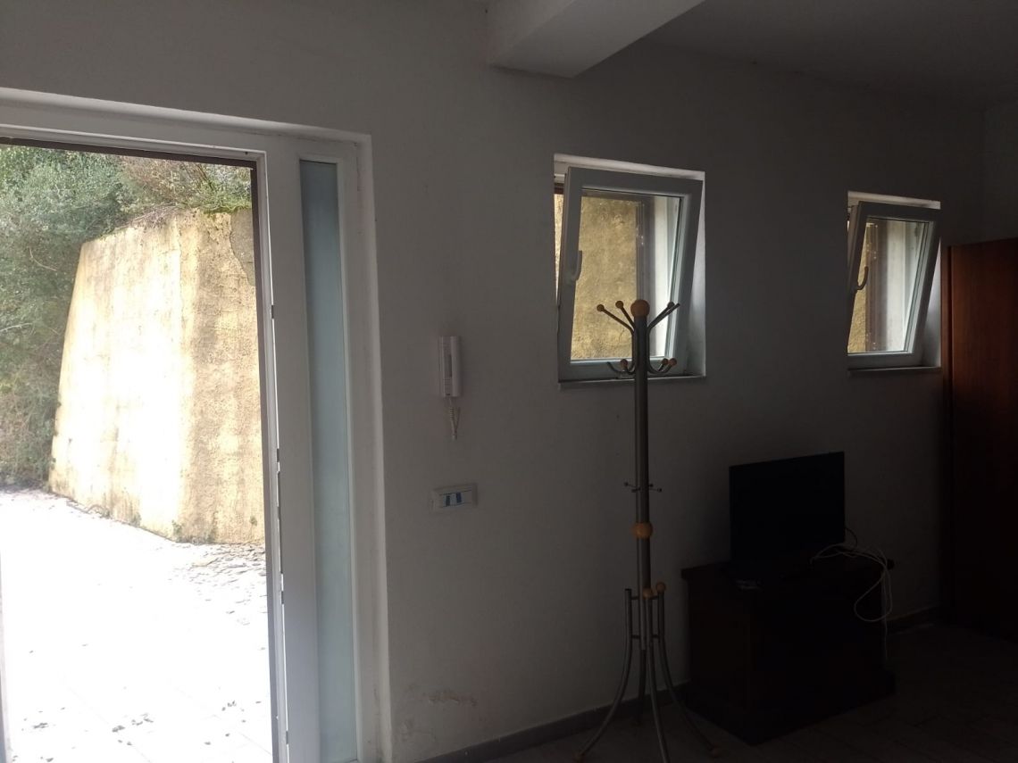 956 - Appartamento Lerici