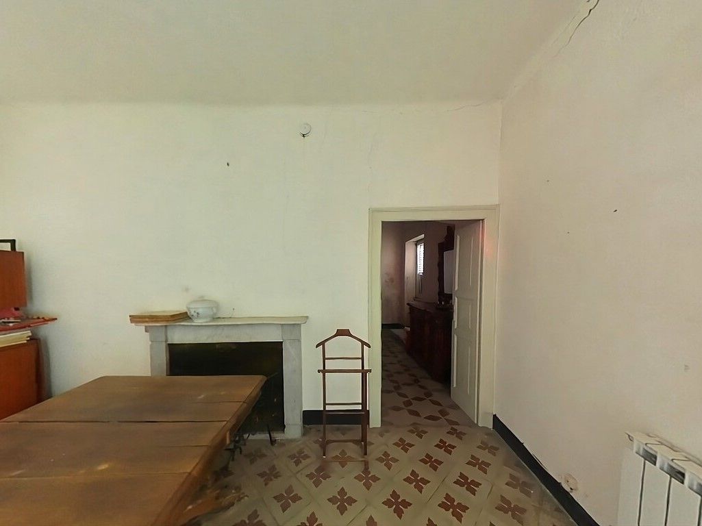 966 - Appartamento Sarzana