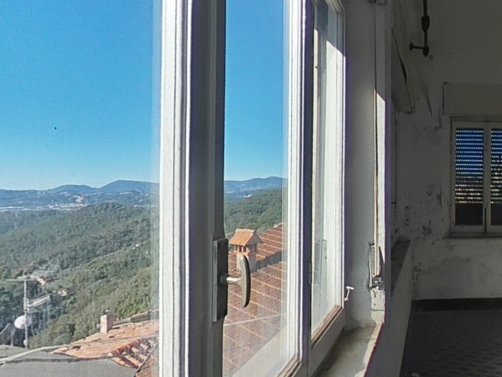 966 - Appartamento Sarzana