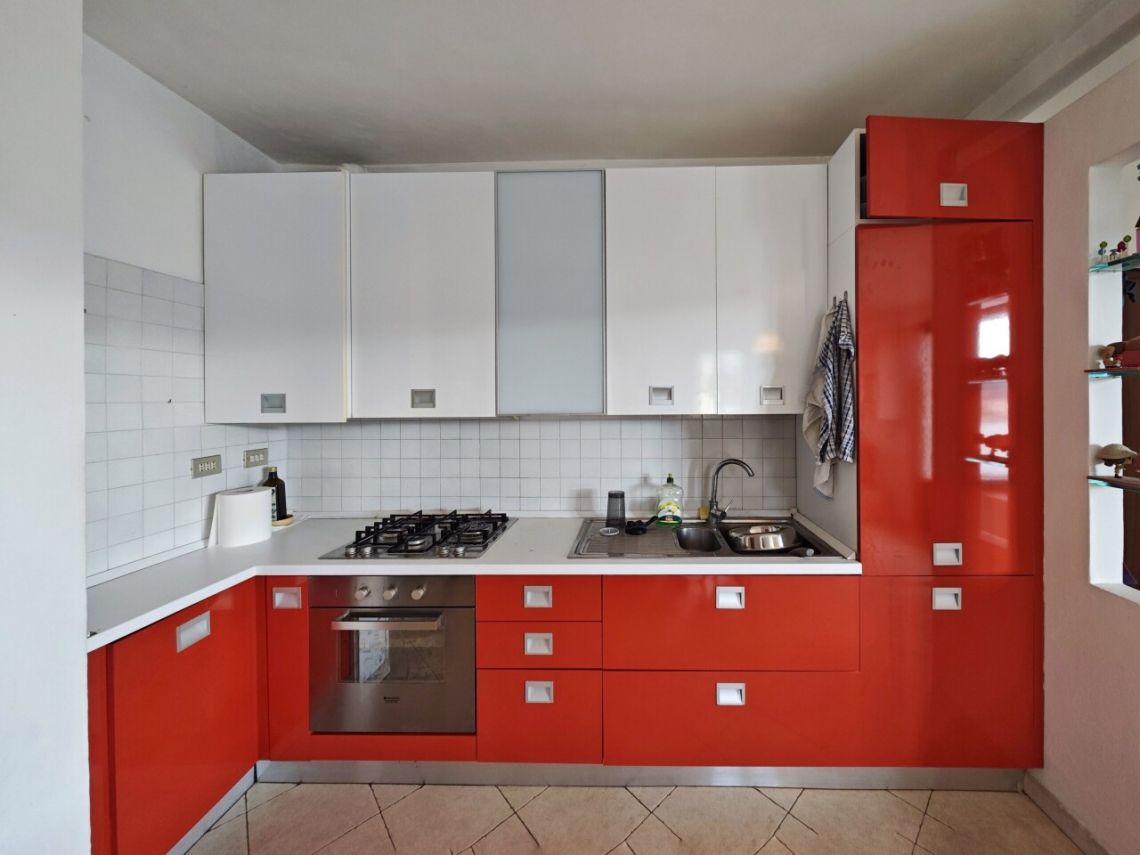 970 - Appartamento Sarzana