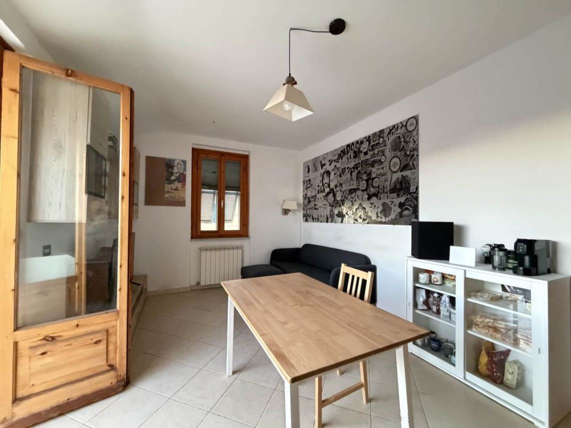 970 - Appartamento Sarzana