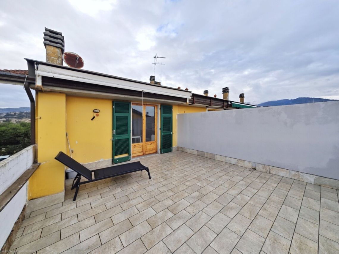 970 - Appartamento Sarzana