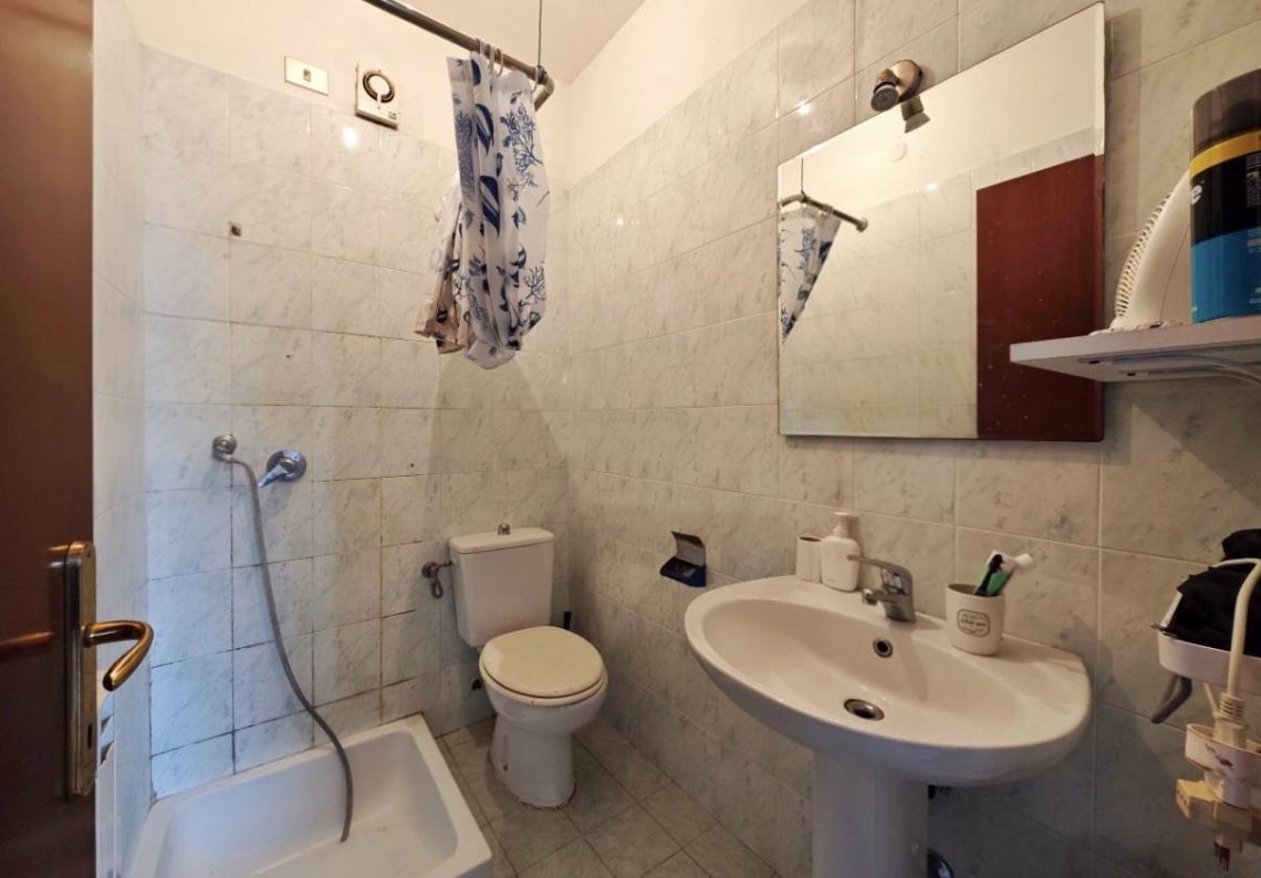 970 - Appartamento Sarzana