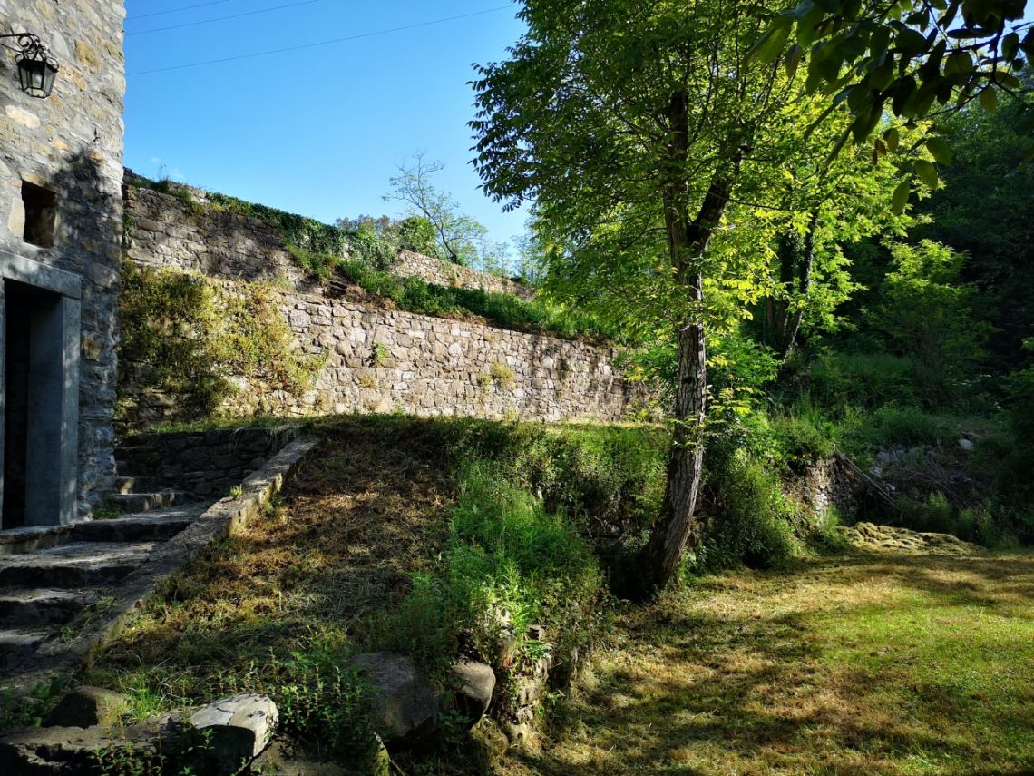 977 - Casolare Castelnuovo Magra