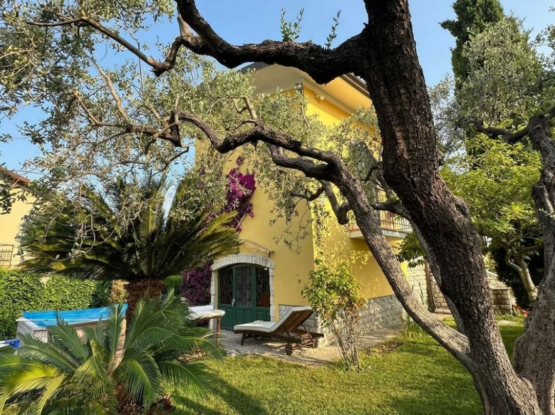 982 - Villa Ameglia