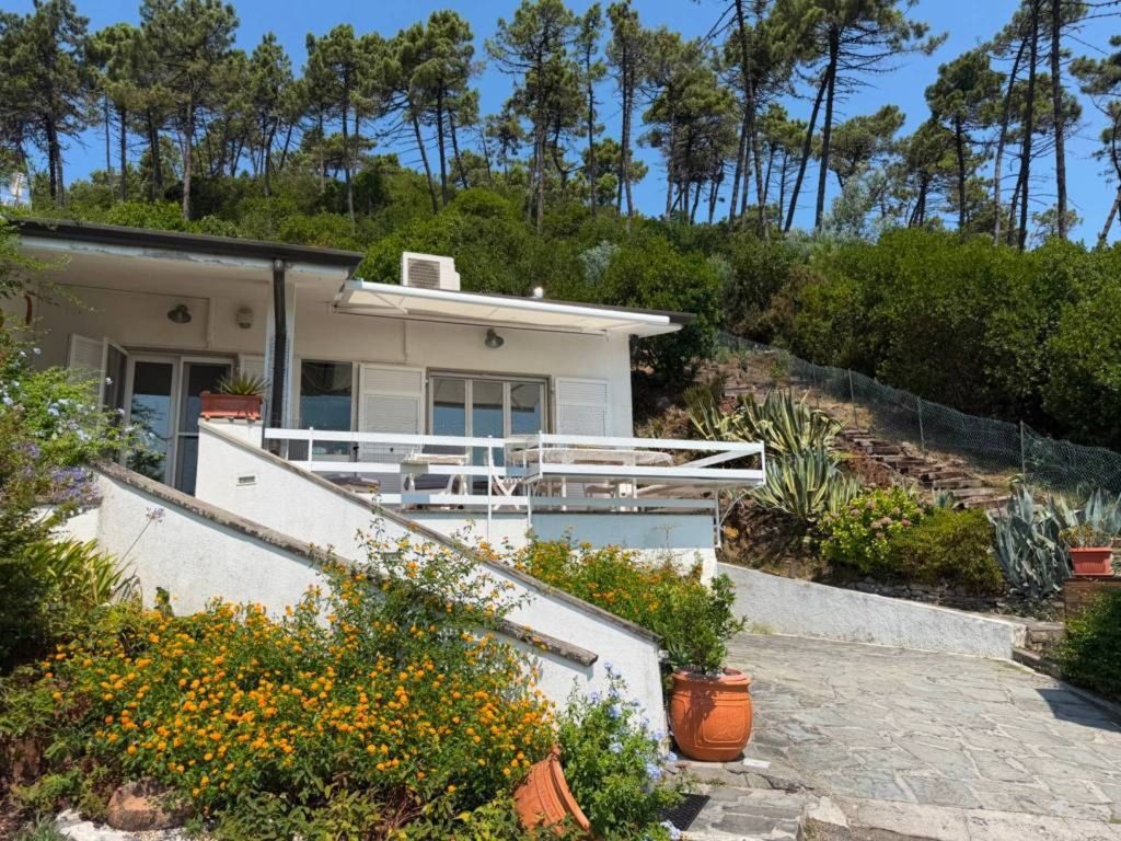 984 - Villa Bifamiliare Ameglia