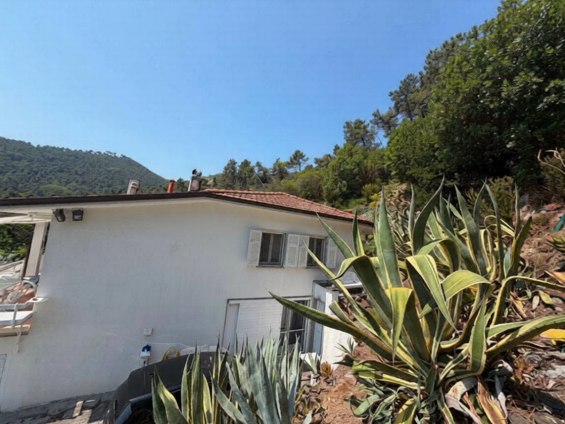 984 - Villa Bifamiliare Ameglia