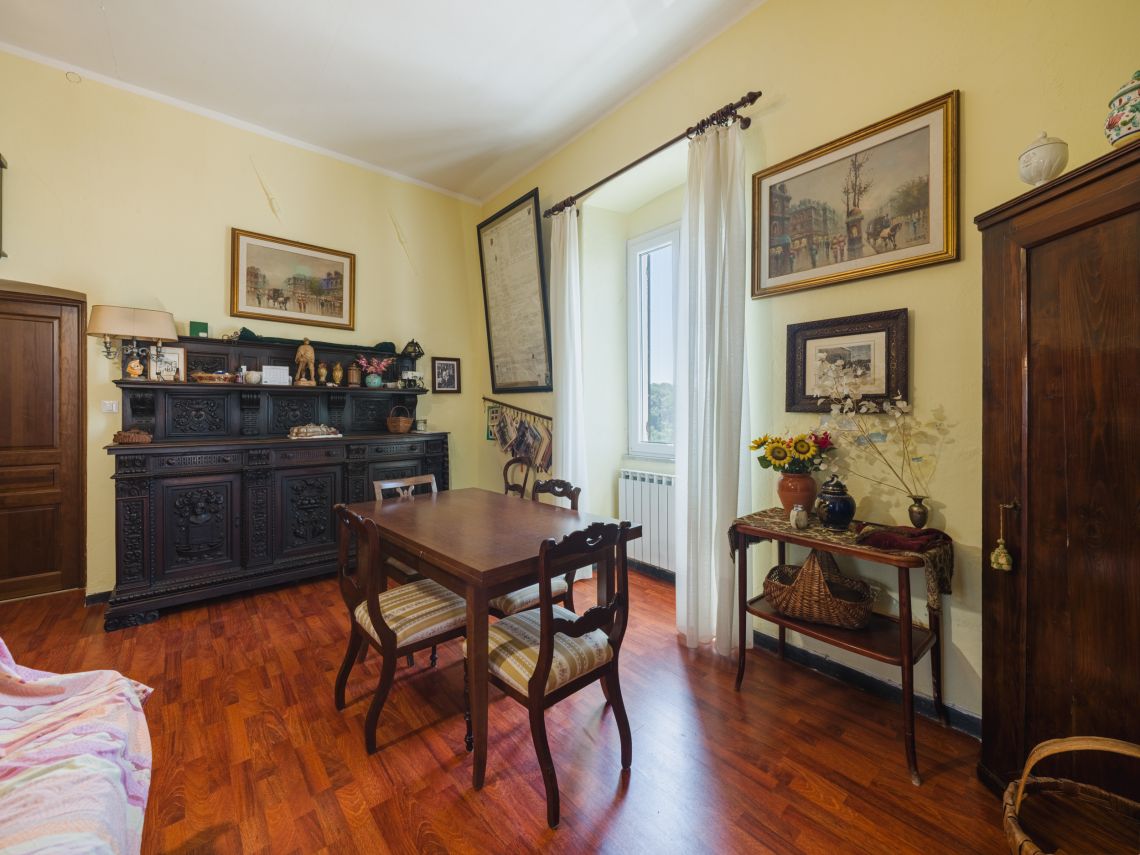 993 - Appartamento Sarzana