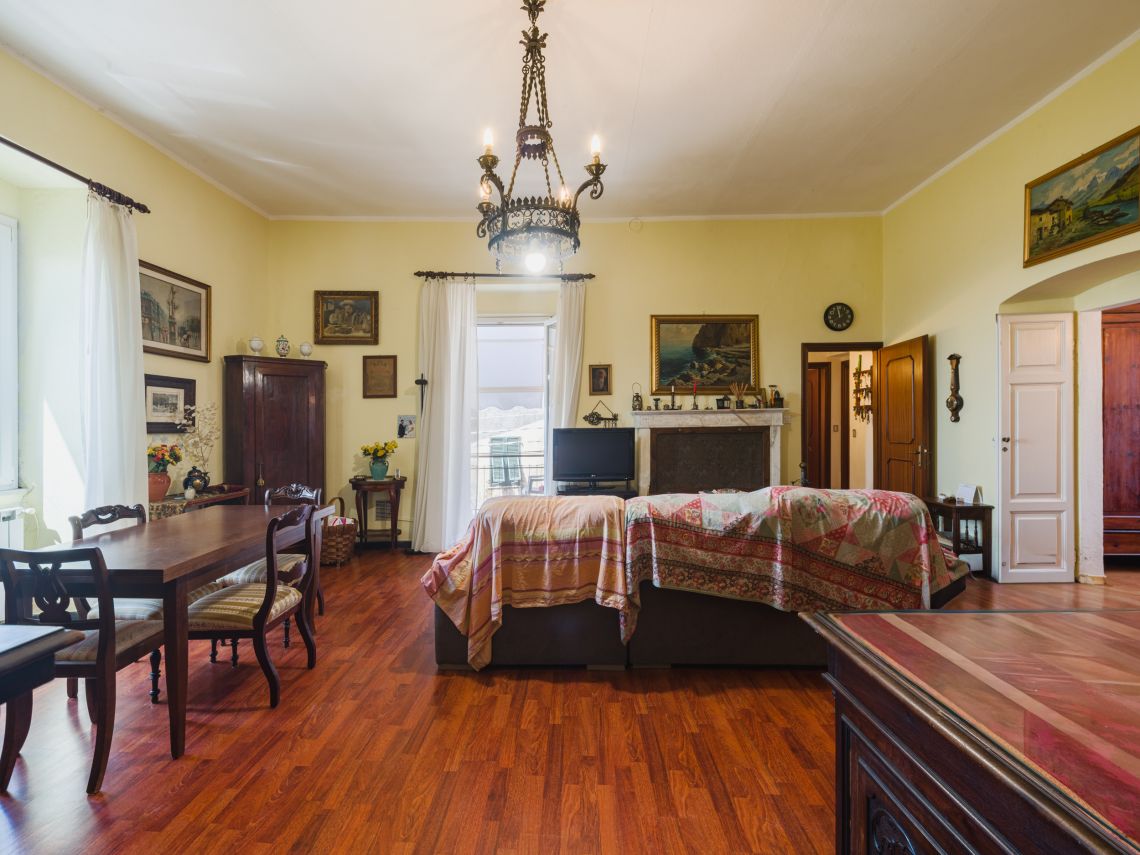 993 - Appartamento Sarzana