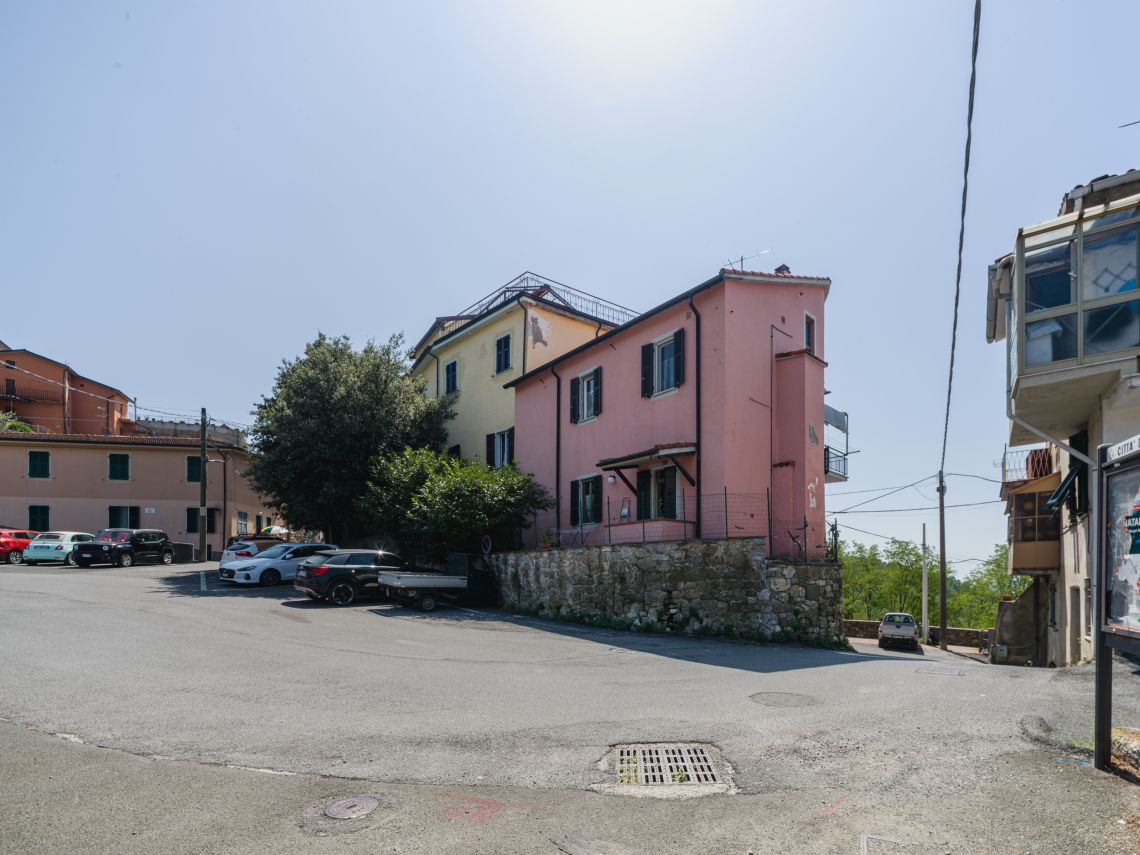 993 - Appartamento Sarzana
