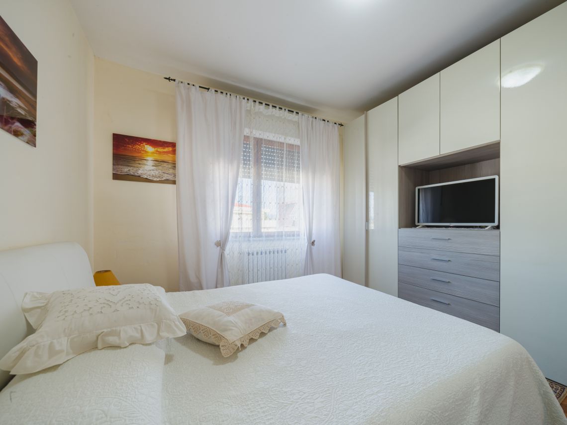995 - Appartamento Carrara