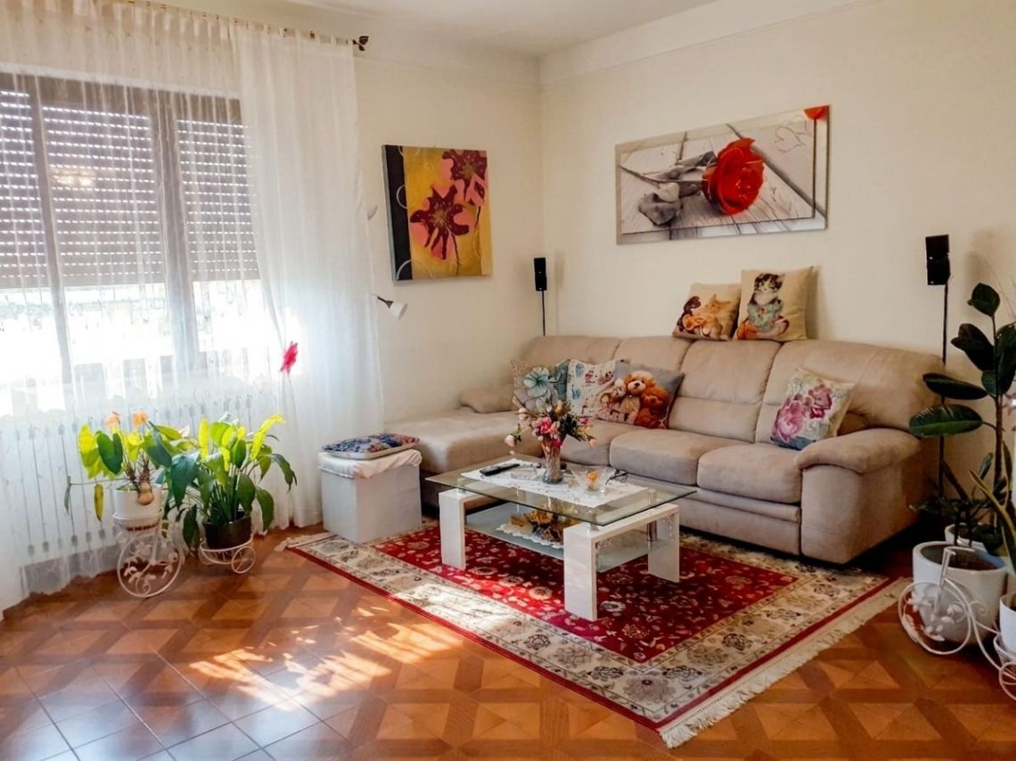 995 - Appartamento Carrara
