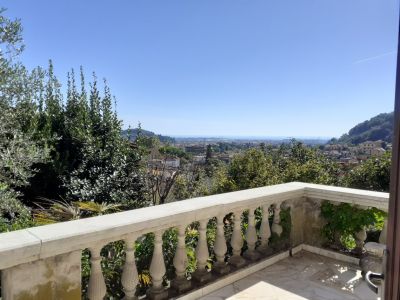 940  - Villa